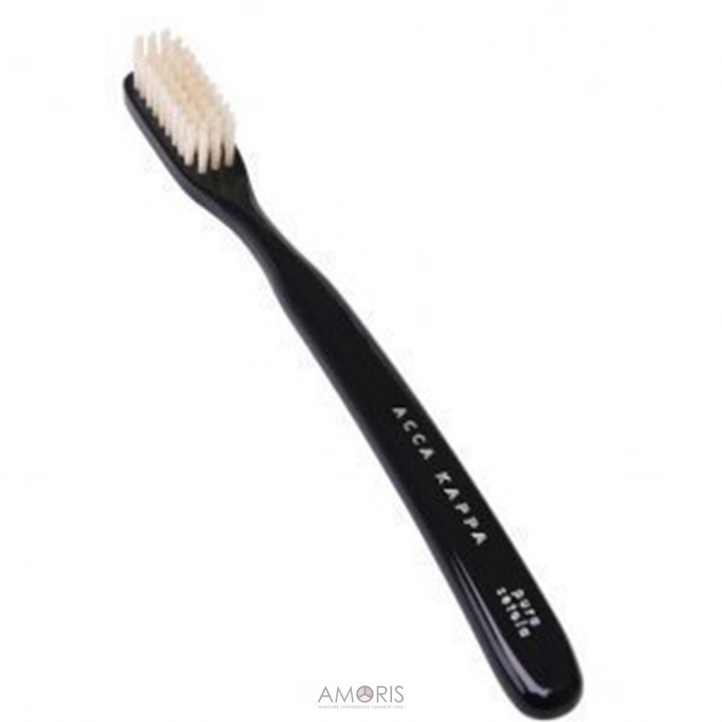 Acca Kappa Tooth brush medium bristles